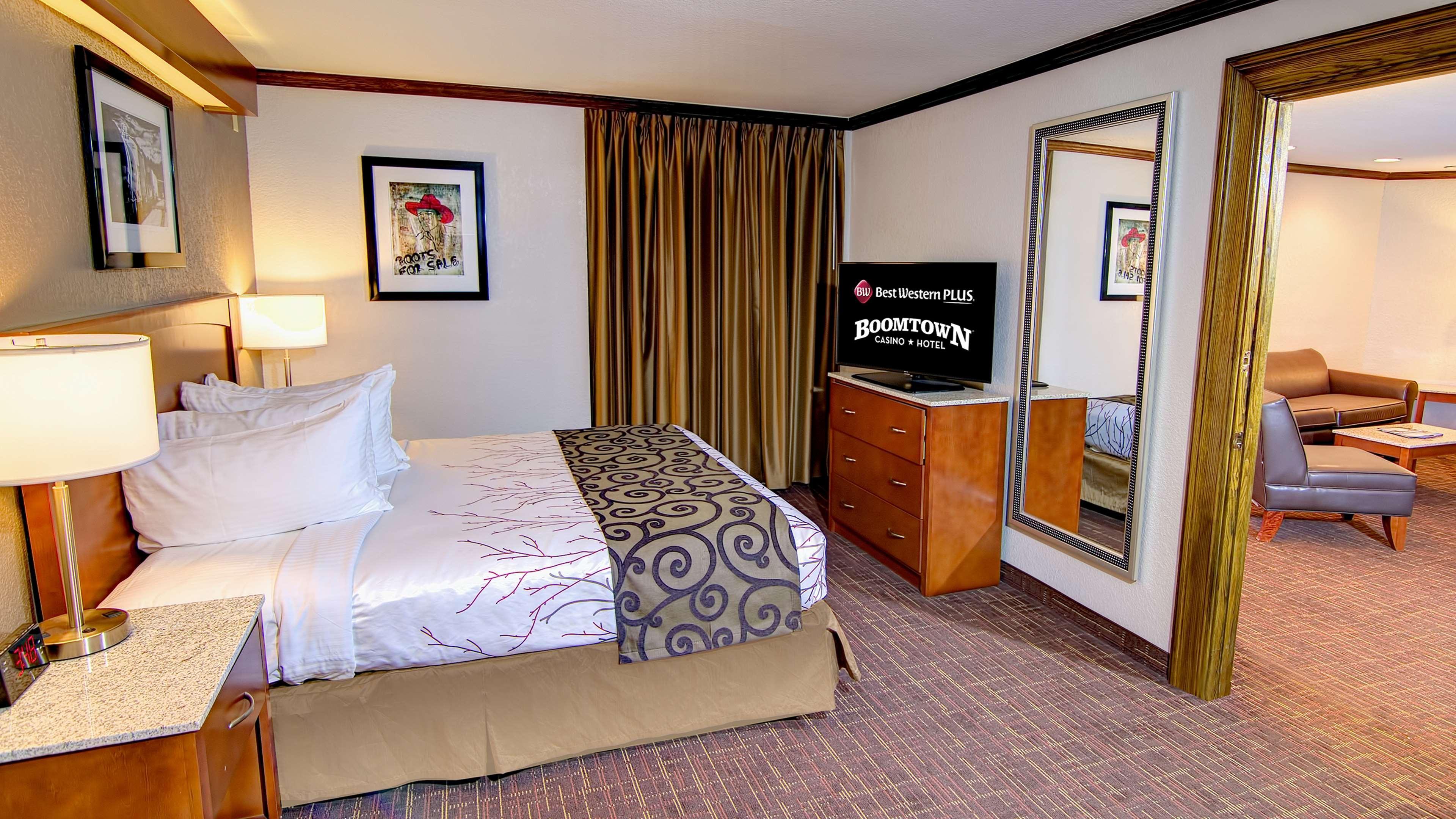 Best Western Plus Boomtown Casino Hotel Reno Bagian luar foto