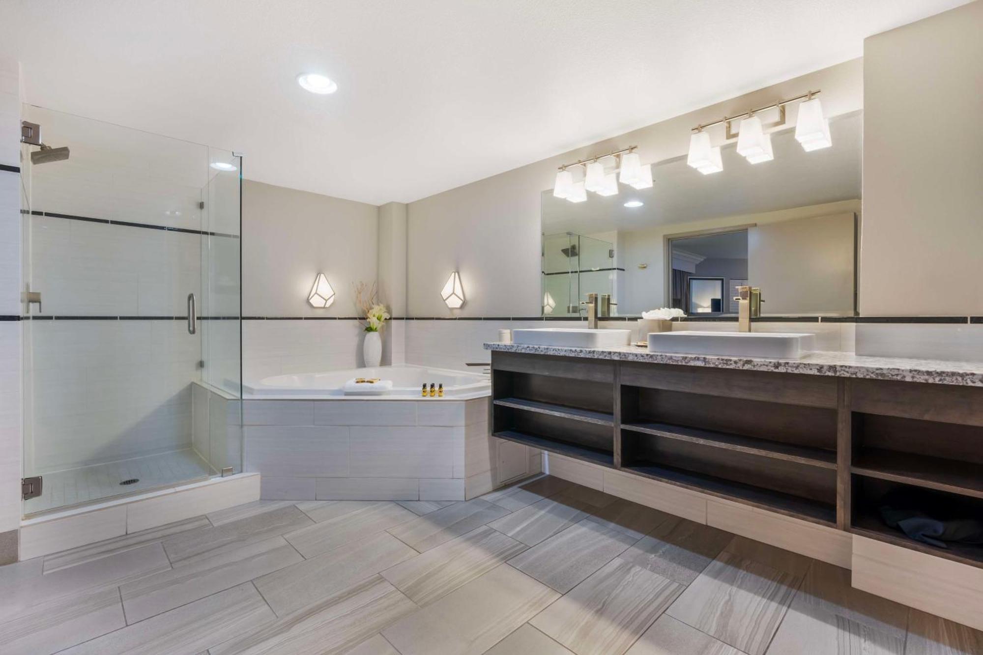 Best Western Plus Boomtown Casino Hotel Reno Bagian luar foto
